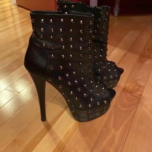 OMG boots from Rock & Repulic